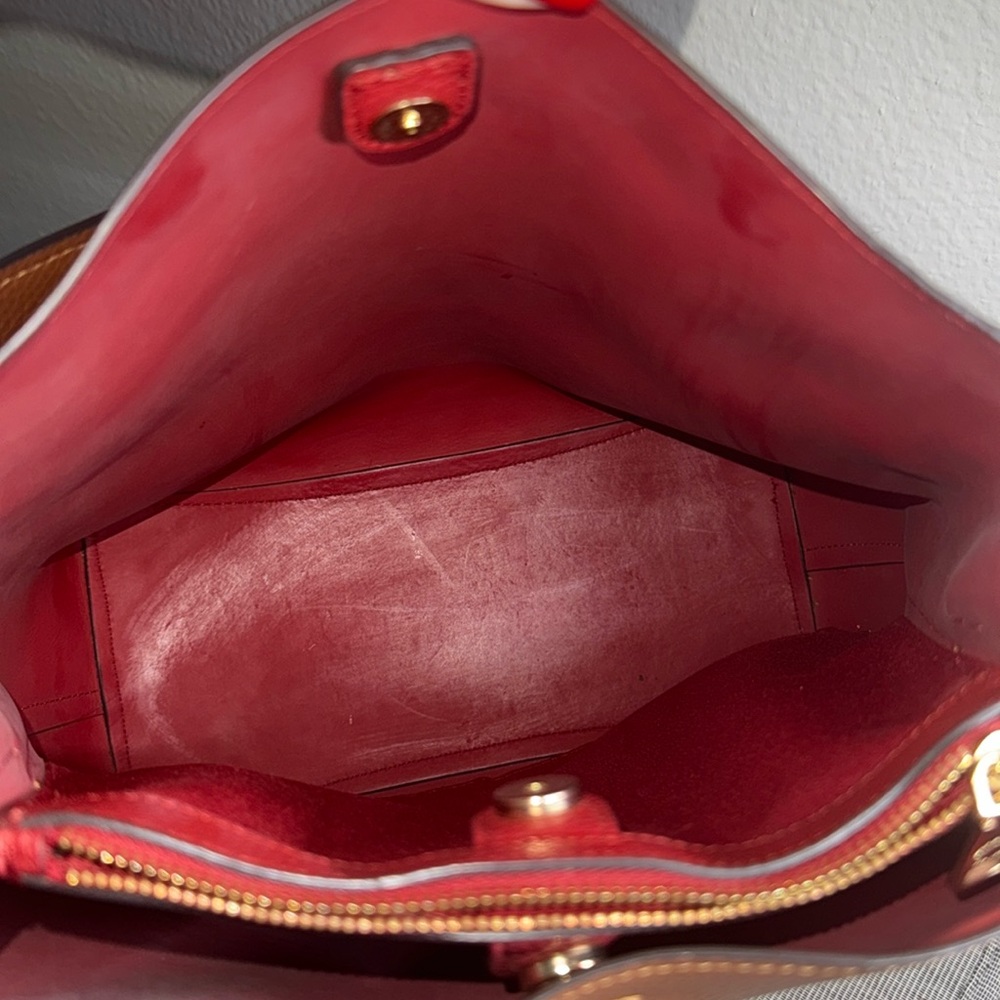 Coach Tan Leather Shoulder Bag - Picture 2 of 4